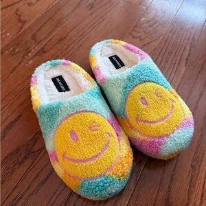 Colorful Smiley Face Slippers